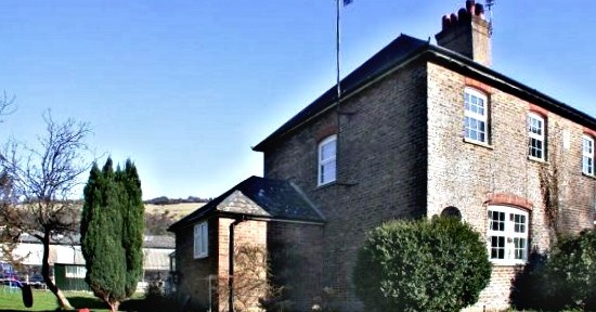 Poynings cottage to let