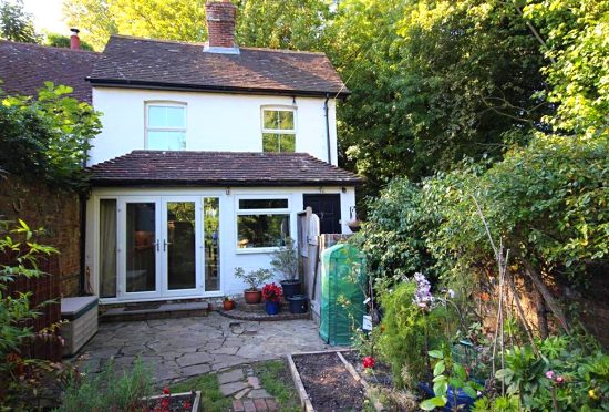 Two bed cottage in Poynings